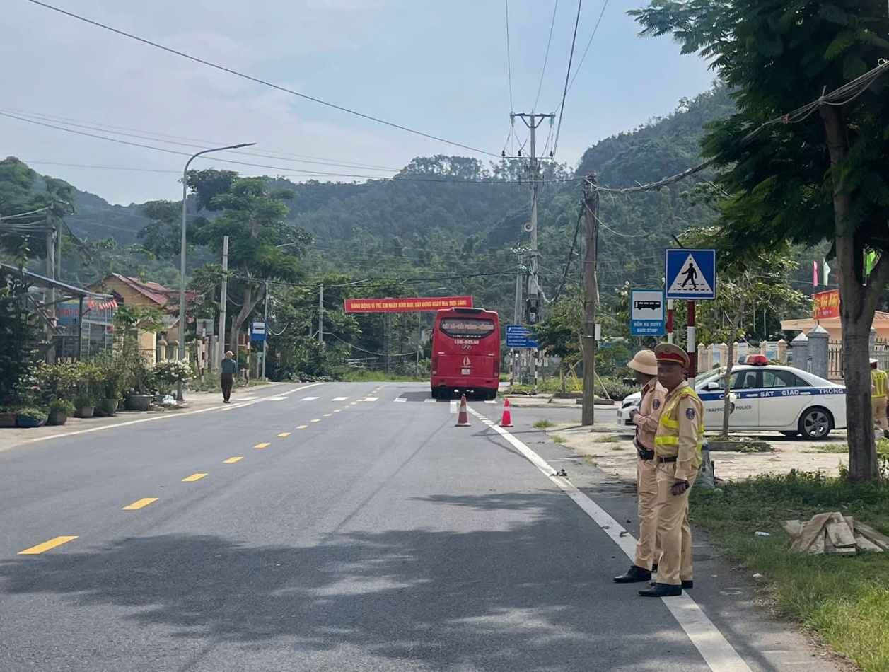 Phòng Cảnh sát giao thông: Xử lý 10 trường hợp vi phạm trật tự an toàn giao thông trên địa bàn huyện Cát Hải